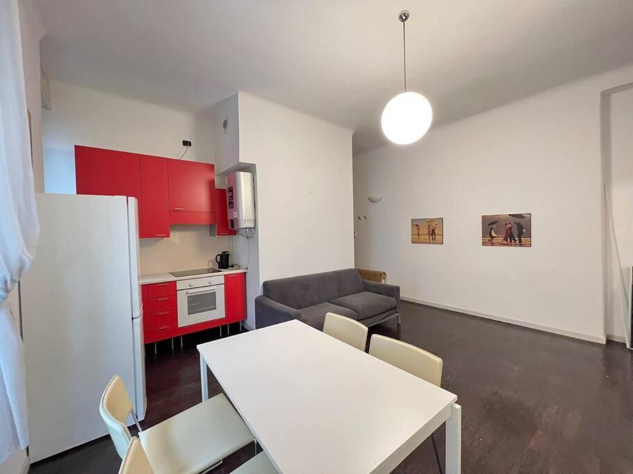 Modern Pretty Apartment Near Isola Zone Μιλάνο Εξωτερικό φωτογραφία